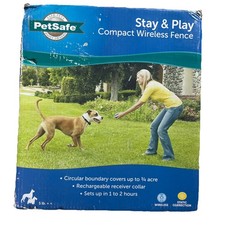 PetSafe Stay  Play Compact Wireless Fence Covers Up to 3/4 Acre PIF00-12917