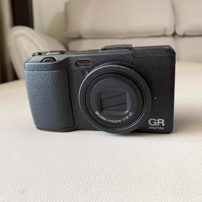 RICOH GR DIGITAL IV Digital Camera 10.40 MP Image Stabilisation