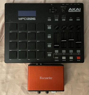 Akai Professional MPD226 Midi Pad Controller with 16 MPC Pads