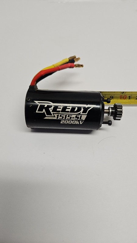 Reedy 1515-SL 2000kV brushless motor, commonly used in high-performance RC