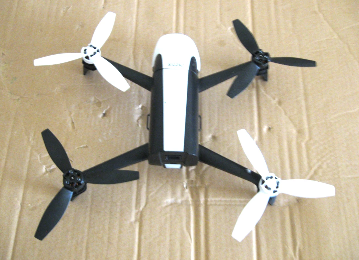 Preços baixos em Parrot Bebop 2 Drones com Câmera | eBay