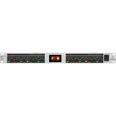 Behringer MIC2200 V2 Two-Channel Audiophile Vacuum Tube Microphone/Line Preamp