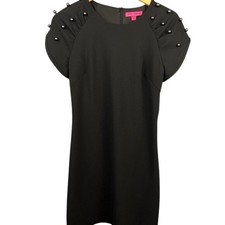 Betsey Johnson Black Short Sleeve Dress Pearl Size 6 LBD Little Black Dress