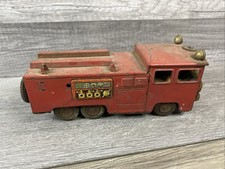 VINTAGE FIRE TRUCK TRUCK FRICTION TIN TOY 40  s 50  s EARLY POST WAR