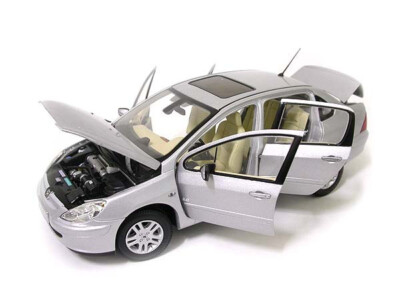 Citron87ページ　まとめ売り 1/18 PEUGEOT 307 sedan 2004 China DongFeng Dealer Discontinued