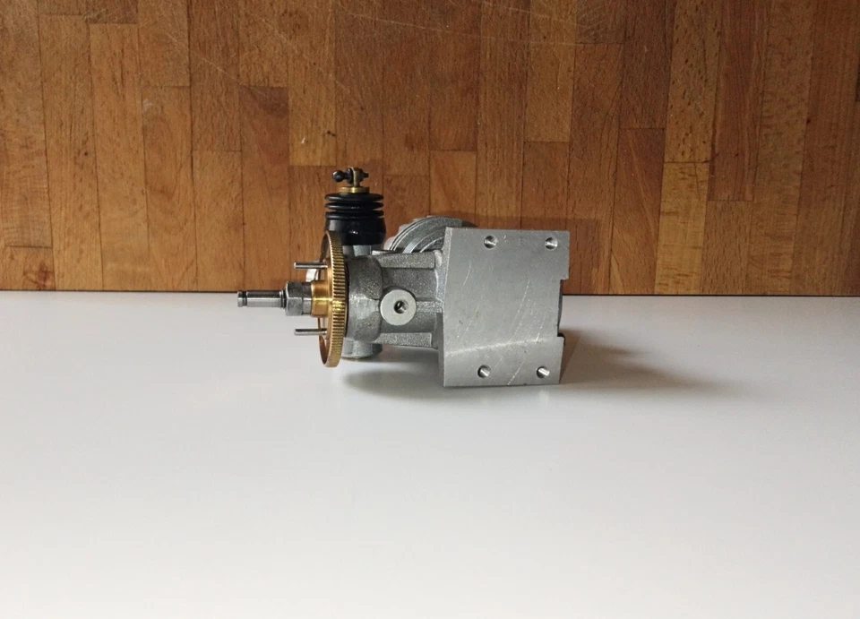 Picco Delta (1/8 Ops Rossi Os Associated SG Pb Sanwa Futaba Novarossi) - Immagine 2 di 4