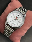 Vintage Refurbished Seiko 5 Automatic Men's Day/Date Japan Made Wrist Watch