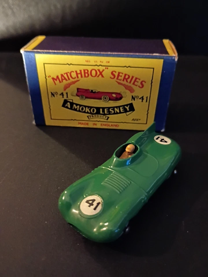 Matchbox #41A D-Type Jaguar 1957 Metal Wheels VN/MINT In Solid Original B3 Box - Image 2 of 4