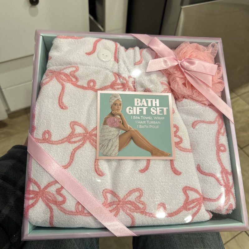 Bath Gift Set ￼