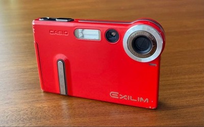 CASIO EXILIM EX-S20 Digital Camera 2MP Red Tested Working