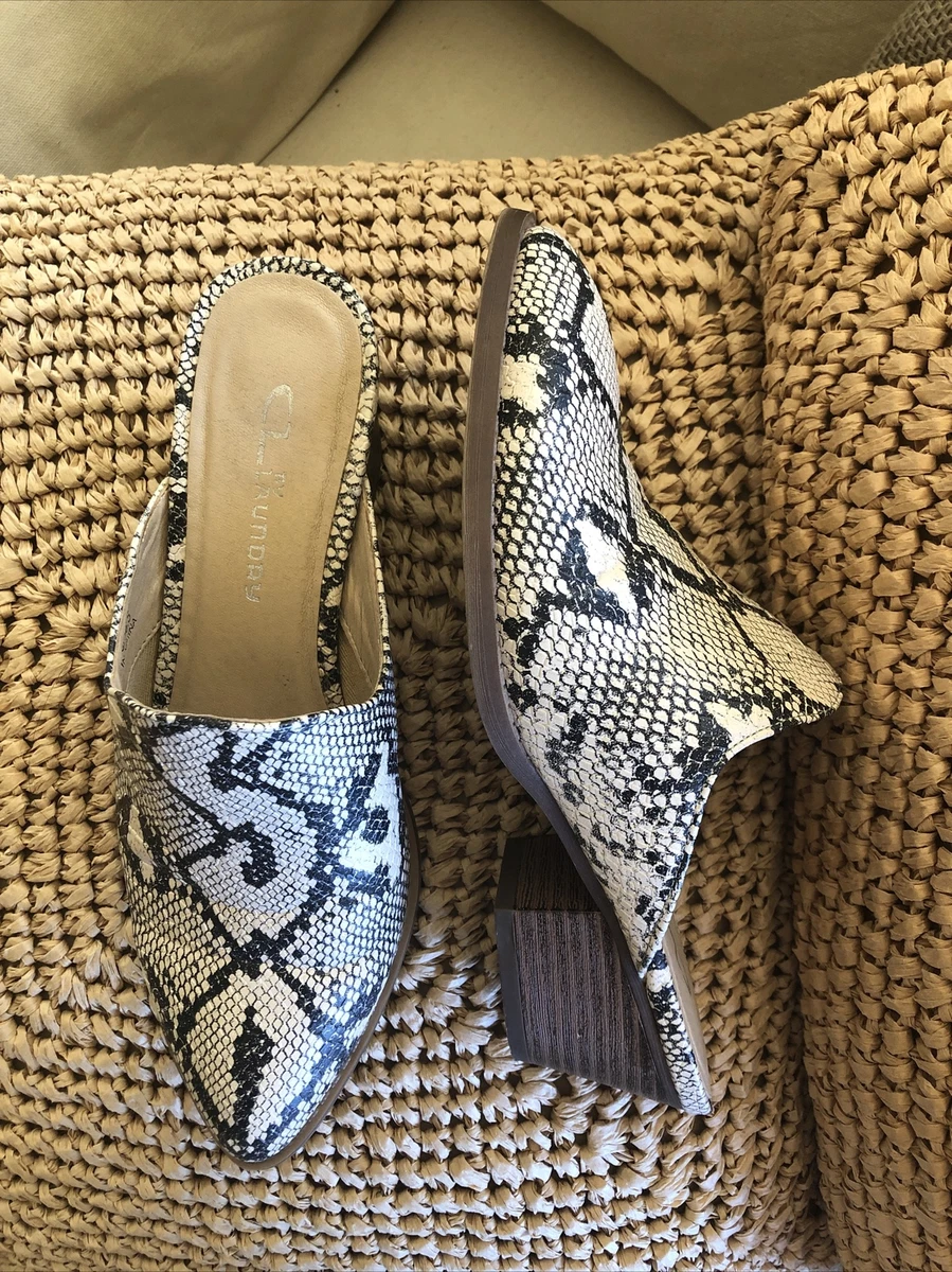 Chinese laundry store snakeskin mules