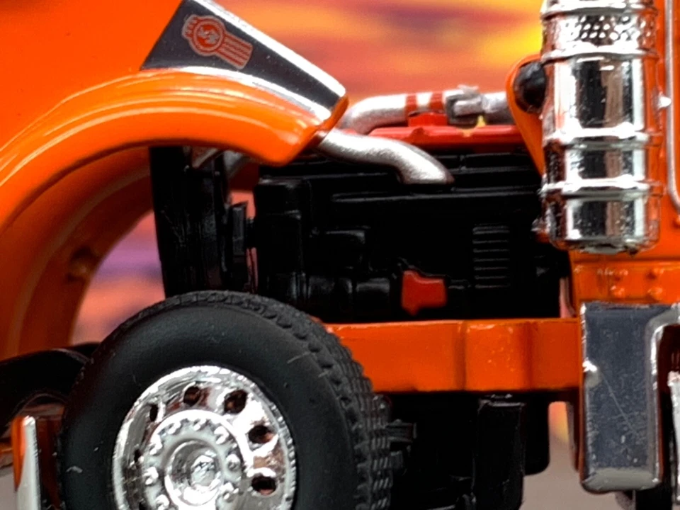 1/64 DCP KENWORTH W900L W/ 72" AEROCAB & WALKER QUAD AXLE MILK TANKER - Image 3 of 4
