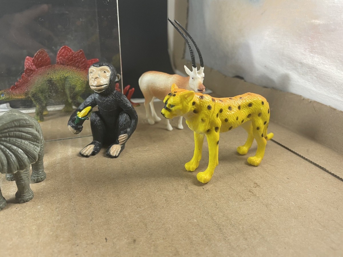 Plastic Mold Wild Animal Lion Tiger Safari Lot Set Zoo Cute