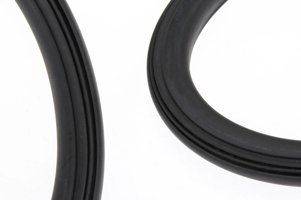 Sello de parabrisas delantero URO para camioneta Volkswagen Rabbit 1980-1983 Foto 4 de 4