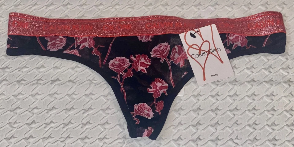 Calcinha Tanga Feminina CALVIN KLEIN CK One Glitter Preta Rosa Floral XS 4 S 5 M 6 L 7 - Imagem 3 de 4