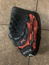 Baseball Softball Moment Black Red Glove MIT  Size 14 Slow pitch Fast pitch
