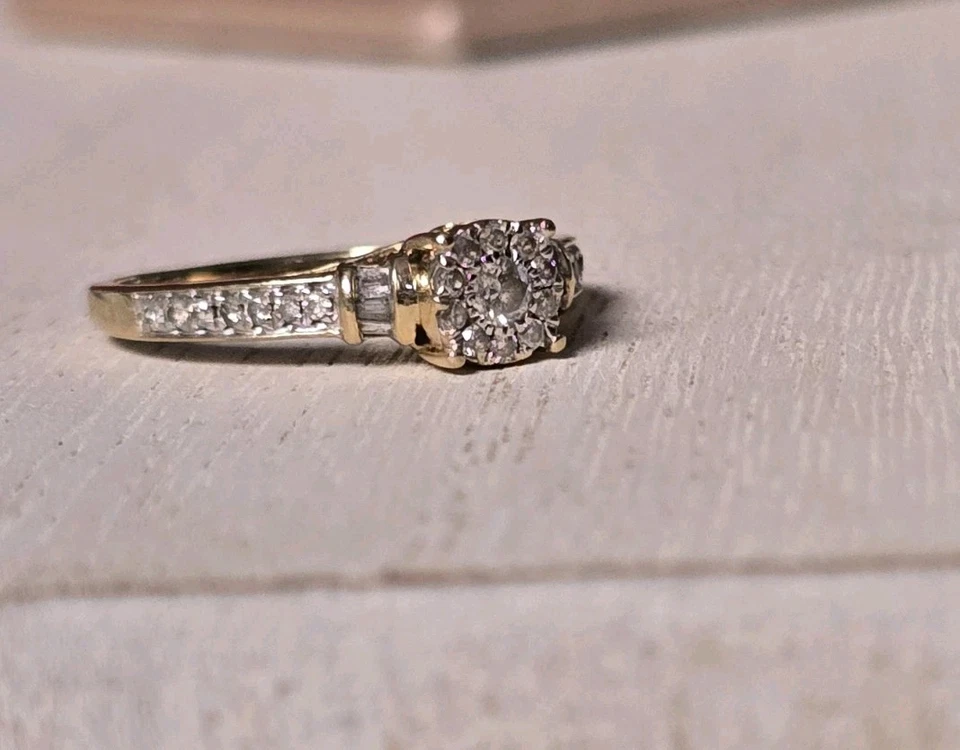 $1799~Kay Jewelers 10k Yellow gold Halo Diamond cluster pave Engagement Ring - Image 2 of 4