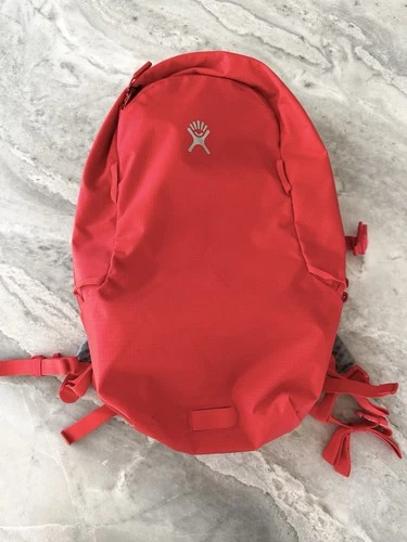 Hydro Flask Hydration Backpack Cooler Down Shift 14L Guava