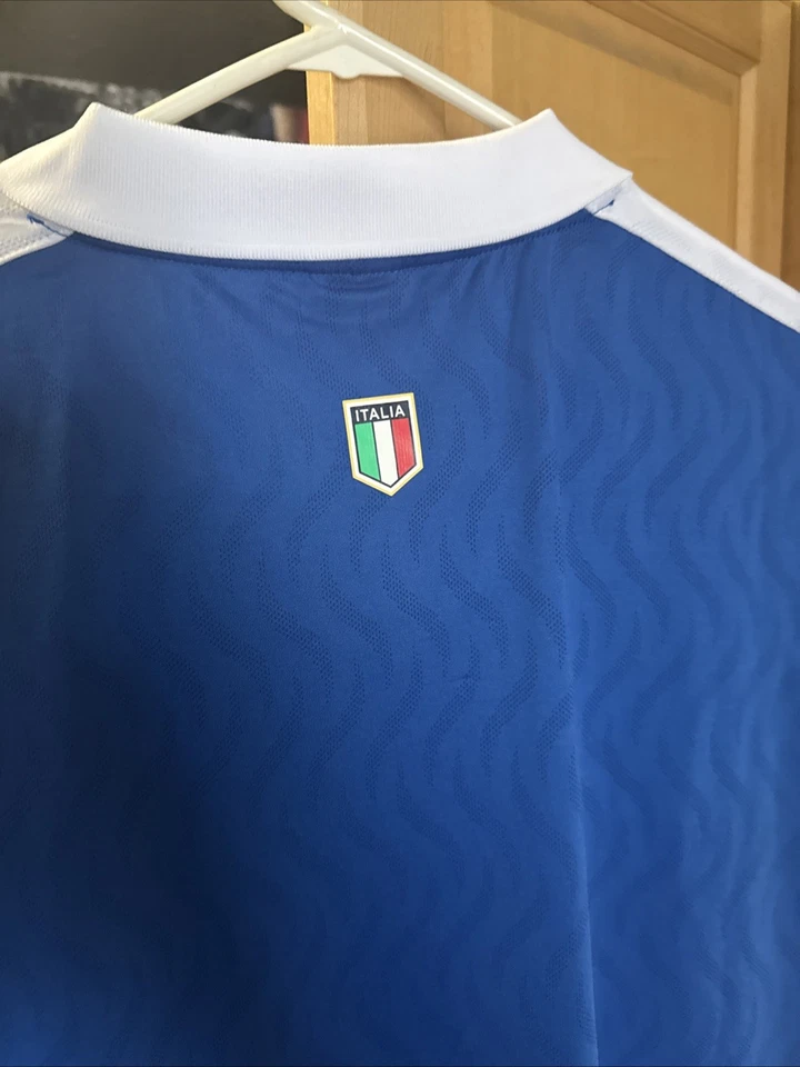 Italia FIGC soccer tee jersey men’s Large blue Made in Italy shirt performance - Image 3 of 3