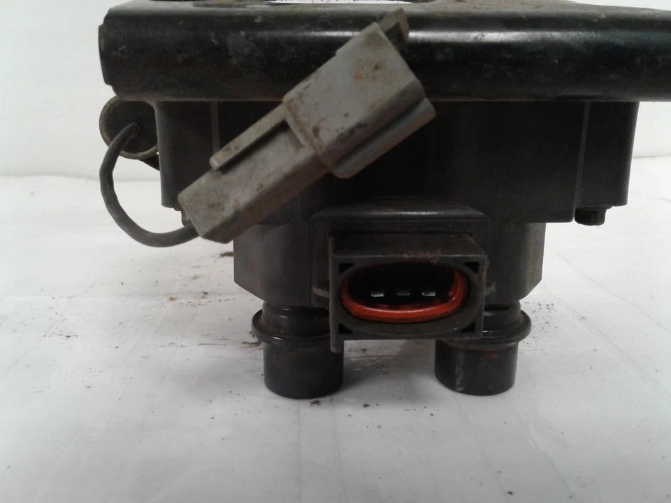 Used Ignition Coil fits: 1993 Ford Escort 1.9L 4-116 SOHC Grade A - Image 4 of 4