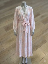 Vtg Natori Pink Floral Sheer Robe Coquette Cottagecore Bridal Peignoir Lingerie