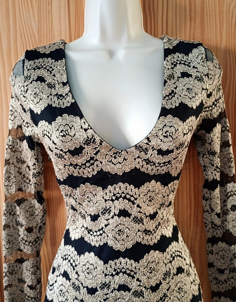 Lipsy Black & Gold Lace Bodycon Dress. Size 10. - Image 2 of 4