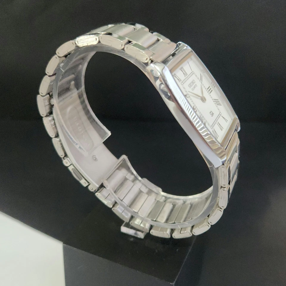 Vintage Seiko Slim Quartz White Face Gentlemen's Wrist Watch - FREE SHIPPING - Image 4 of 4