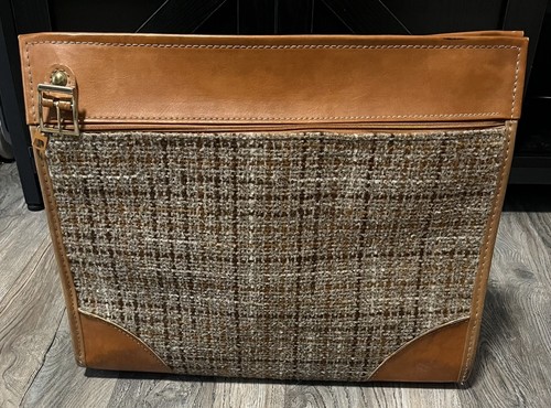 Vintage Hartmann 17 in Shoulder Strap Tweed and Leather Weekender Overnight Bag