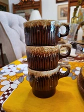 Monmouth Brown Drip Coffee Mugs Cup Stackable Maple Leaf Made in USA Pottery 3