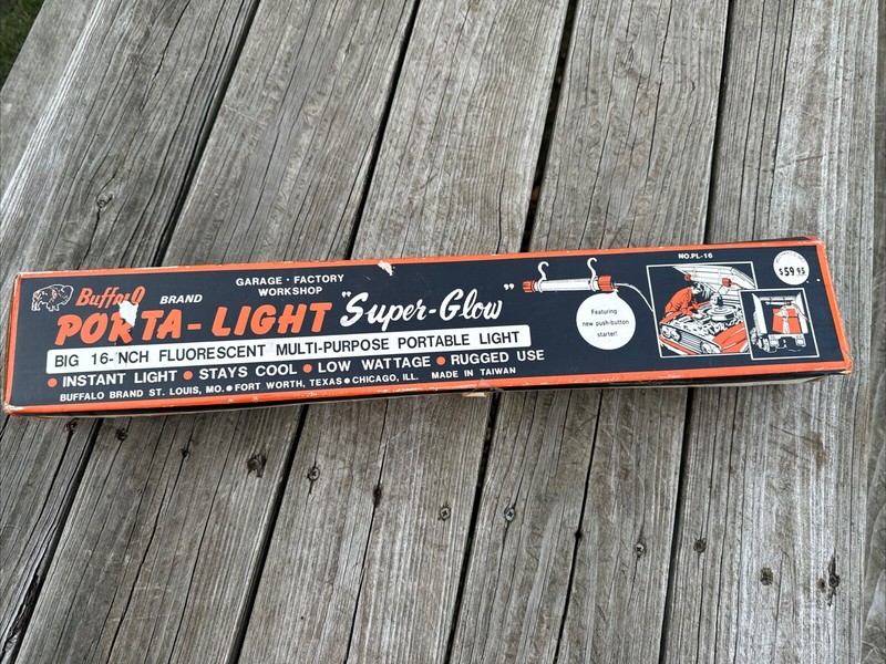 Porta-light By Buffalo. New In Box. 16” Fluorescent Multi Purpose Portable Light