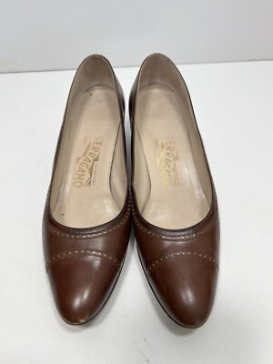 #ad Salvatore Ferragamo Vtg Margi Brown Leather Pumps Women Size 8.5 AAA In Box $31.99