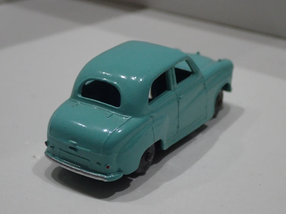 DINKY TOYS  160 AUSTIN A 30 SALOON CONDIZIONI PERFETTE CON SCATOLA ORIGINALE - Immagine 4 di 4