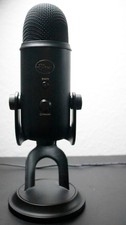 Logitech | Blue Yeti Blackout Usb Desktop Mic