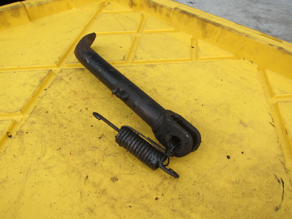 Suzuki GN400 T 1980 OEM SOPORTE LATERAL Foto 4 de 4