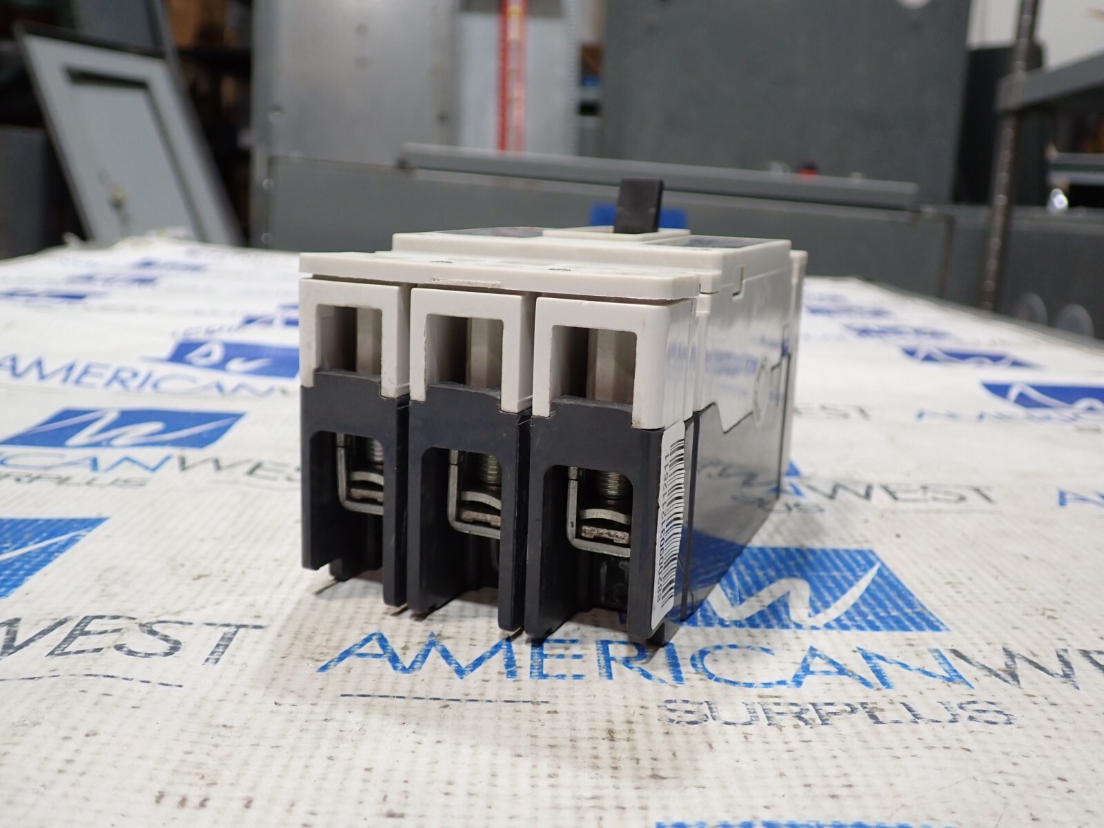 Siemens HEG3B020 20 Amp 3 Pole 600Y/347V EG Frame HEG Type Circuit Breaker Teste