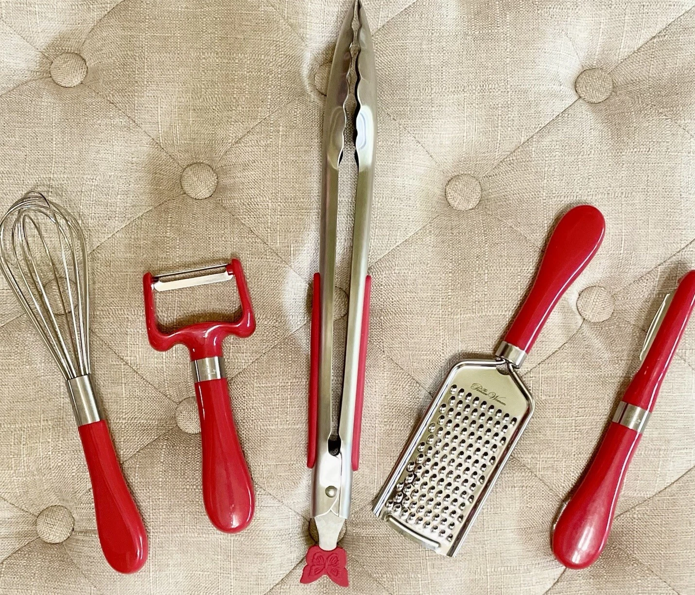 Pioneer Woman Red Silver 5 Piece Utensil Set Grater Peeler x2 Whisk Tongs