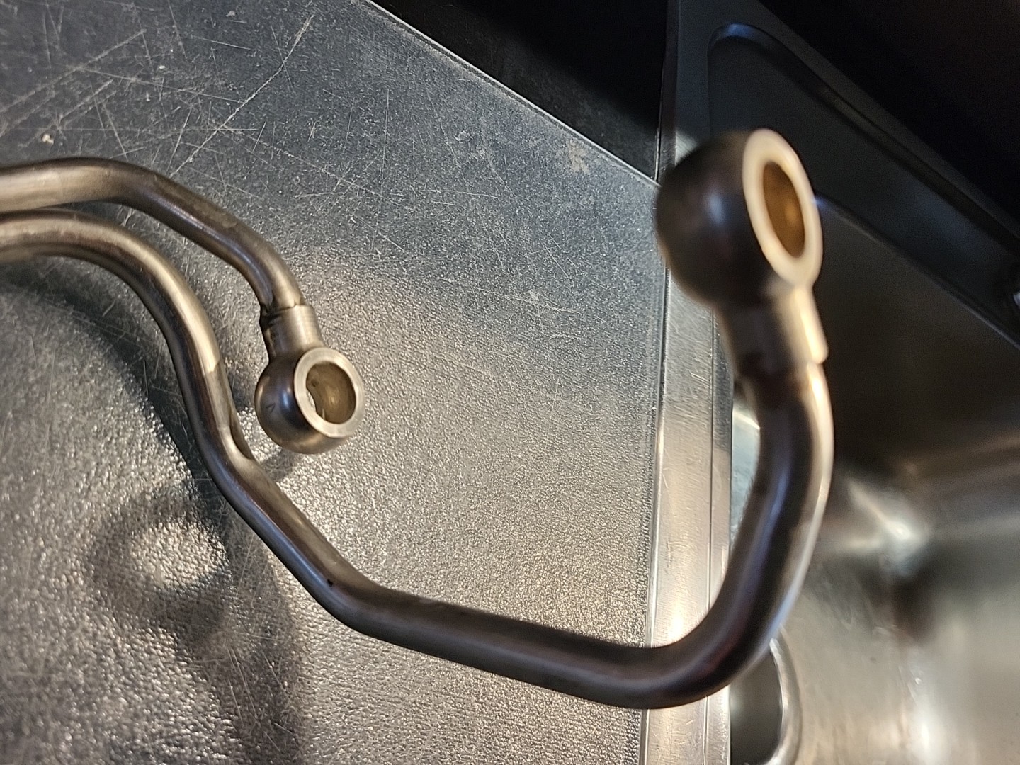 Bentley Continental 2005 Right Turbocharger Water Cooling Lines