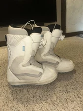 VANS Encore OG Women's Snowboard Boots Size 6.5