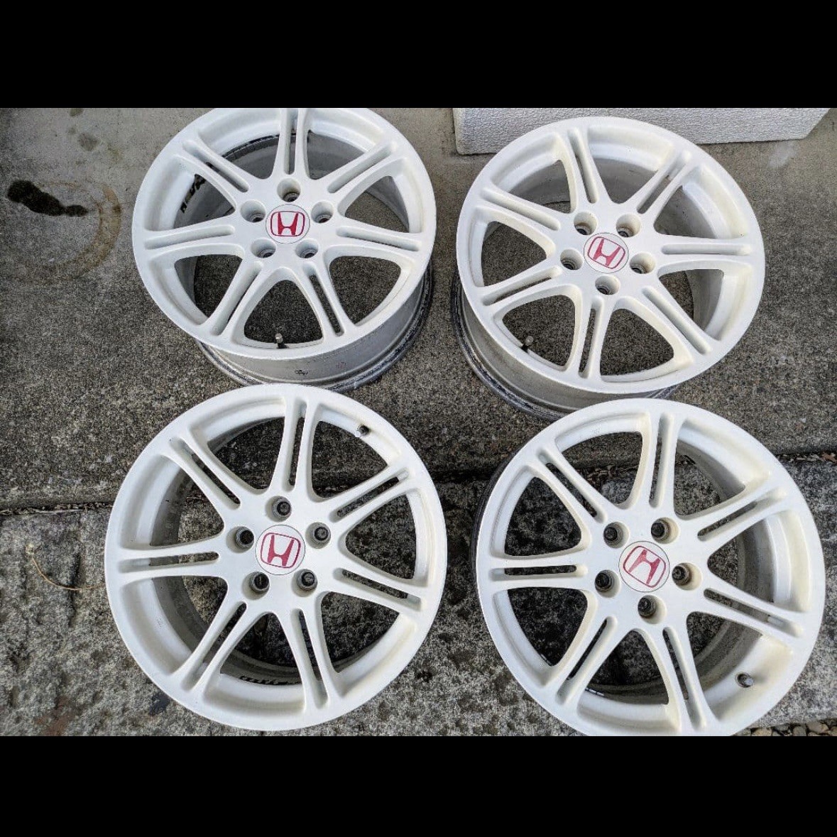 Honda Civic Type R EP3 OEM 17” Wheels 17x7J +45 5x114.3 White Set