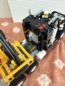 Vintage Lego Technic 8868 Air Tech Claw Rig (missing 1 tube, NOT TESTED, manual)