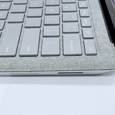 Microsoft Surface Laptop 1769 i7-7660U 16GB 512GB SSD - Silver