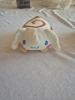 Cinnamon Roll From Hello Kitty and Friends Plush Toy That Makes Noise