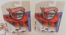 Hot Wheels Vintage Racing 2010 AJ Foyt's 65 Ford Mustang Real Riders 5/30