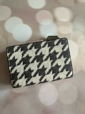 NWT Coach Medium Corner Zip Wallet With Houndstooth Print CJ680 | eBay