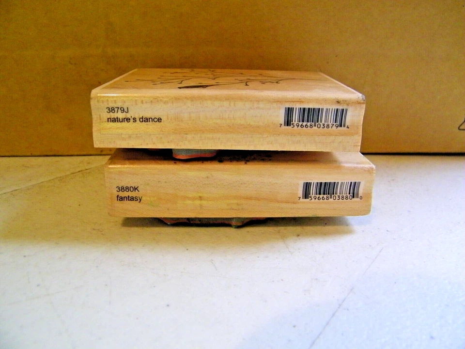 Estampillas de goma Penny Black, Natures Dance 3879J y Fantasy 3880K Foto 4 de 4
