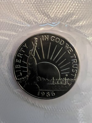 1986 D LIBERTY HALF DOLLAR. 100th BIRTHDAY OF THE STATUE OF
