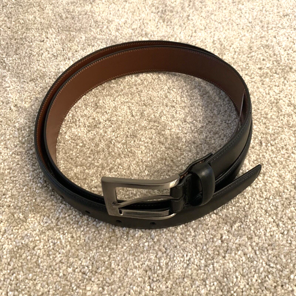 Ceinture Perry Ellis En Cuir Lisse Noir - Boucle Dorée, Taille 29-1/2 à 33-1/2, Occasion Comme Neuve