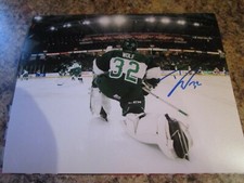 DUSTIN WOLF SIGNED 8 X 10 MATTE PHOTO EVERETT SILVERTIPS CALGARY FLAMES (E)