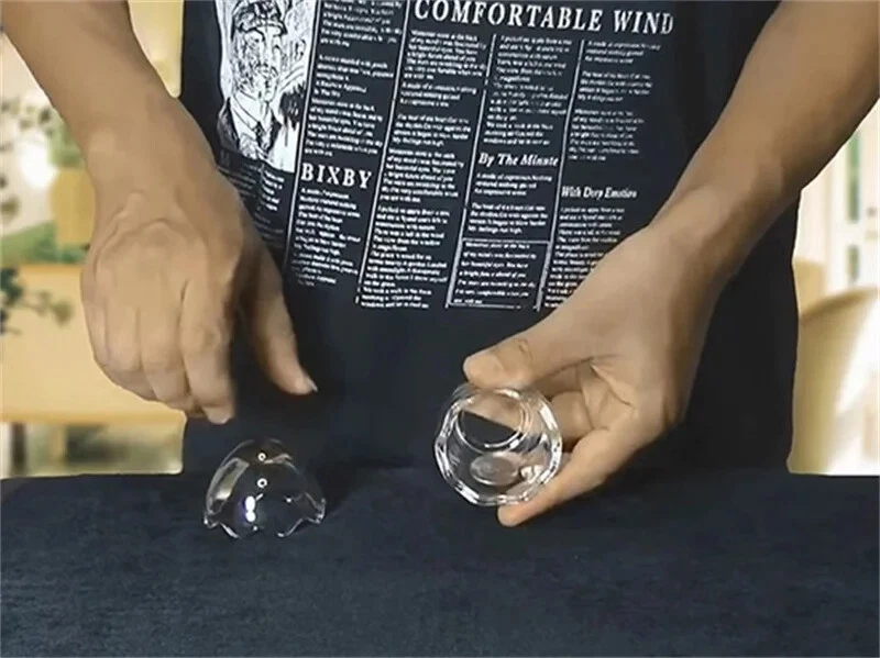 Impossible 2.0 by Higpon: Coin Penetration - Close-Up Magic Trick - Image 2 of 4