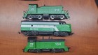 HO scale Burlington Northern Diesel Locomotives lot. — photo 3